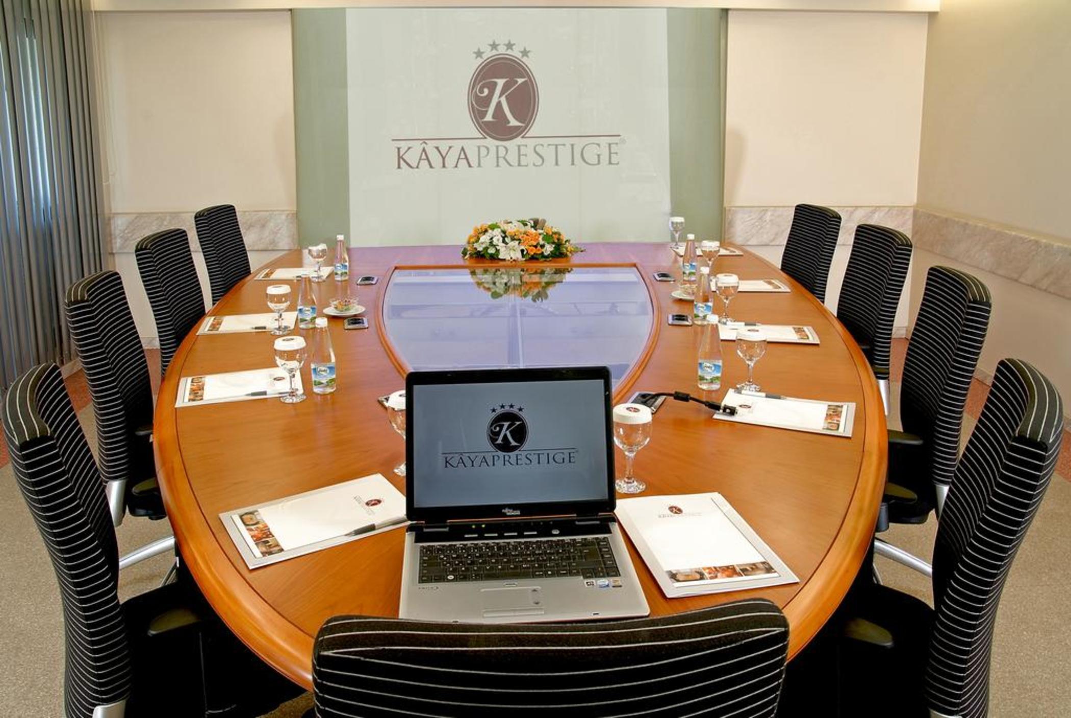 Kaya Prestige Oteli Izmir Exterior foto